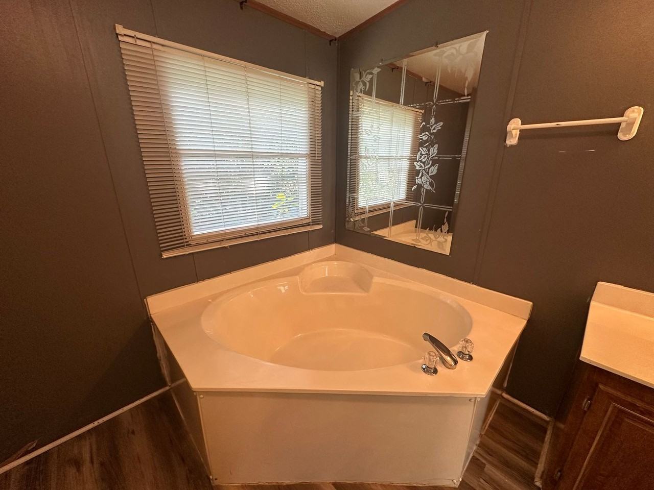 16521 Timberwood - Photo 6 of 24