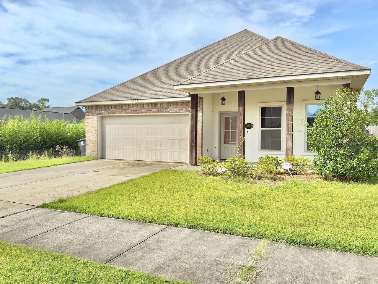 9068 Falling Oak Dr - Photo 2 of 18