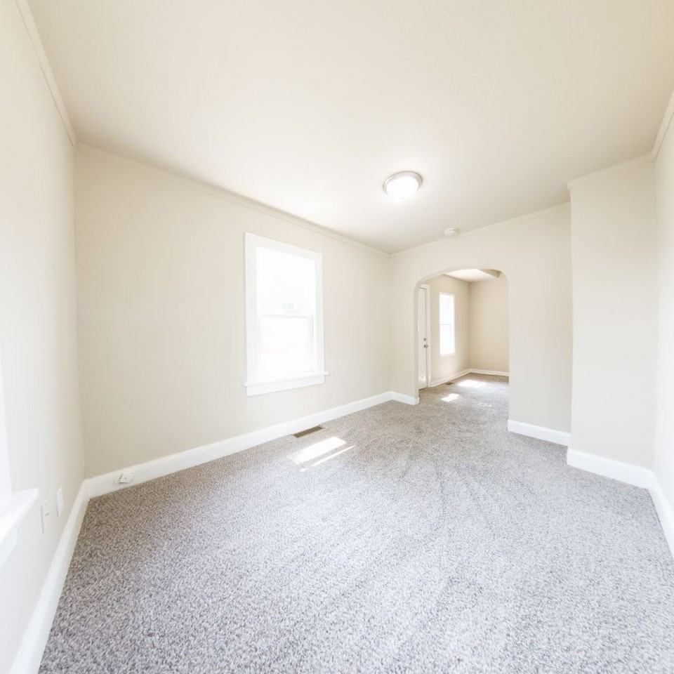 2826 Lyon St - Photo 3 of 14