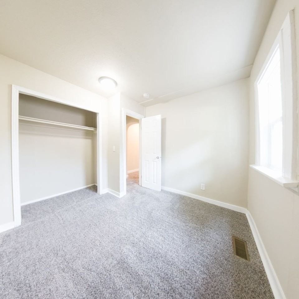 2826 Lyon St - Photo 6 of 14