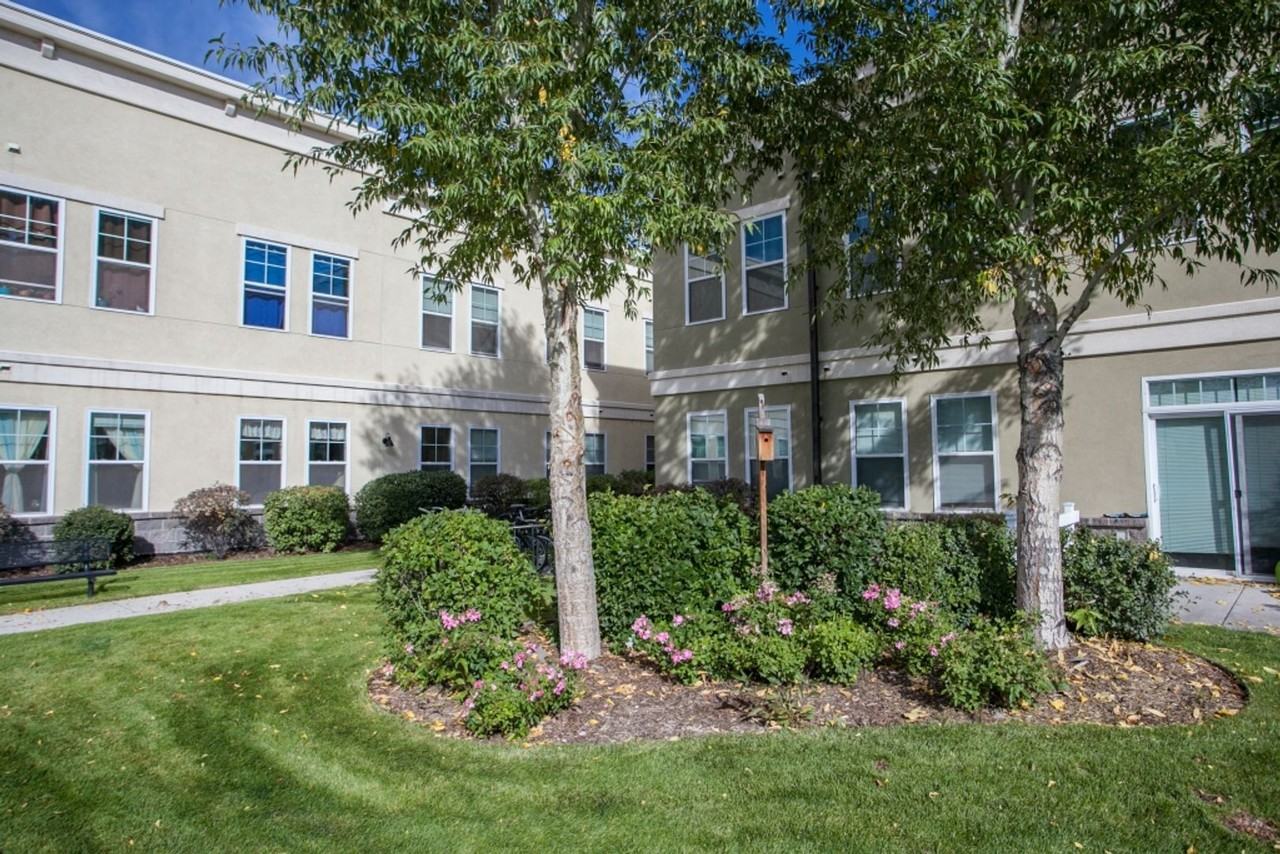 Sylvan Flats Apartments - Photo 2 of 27