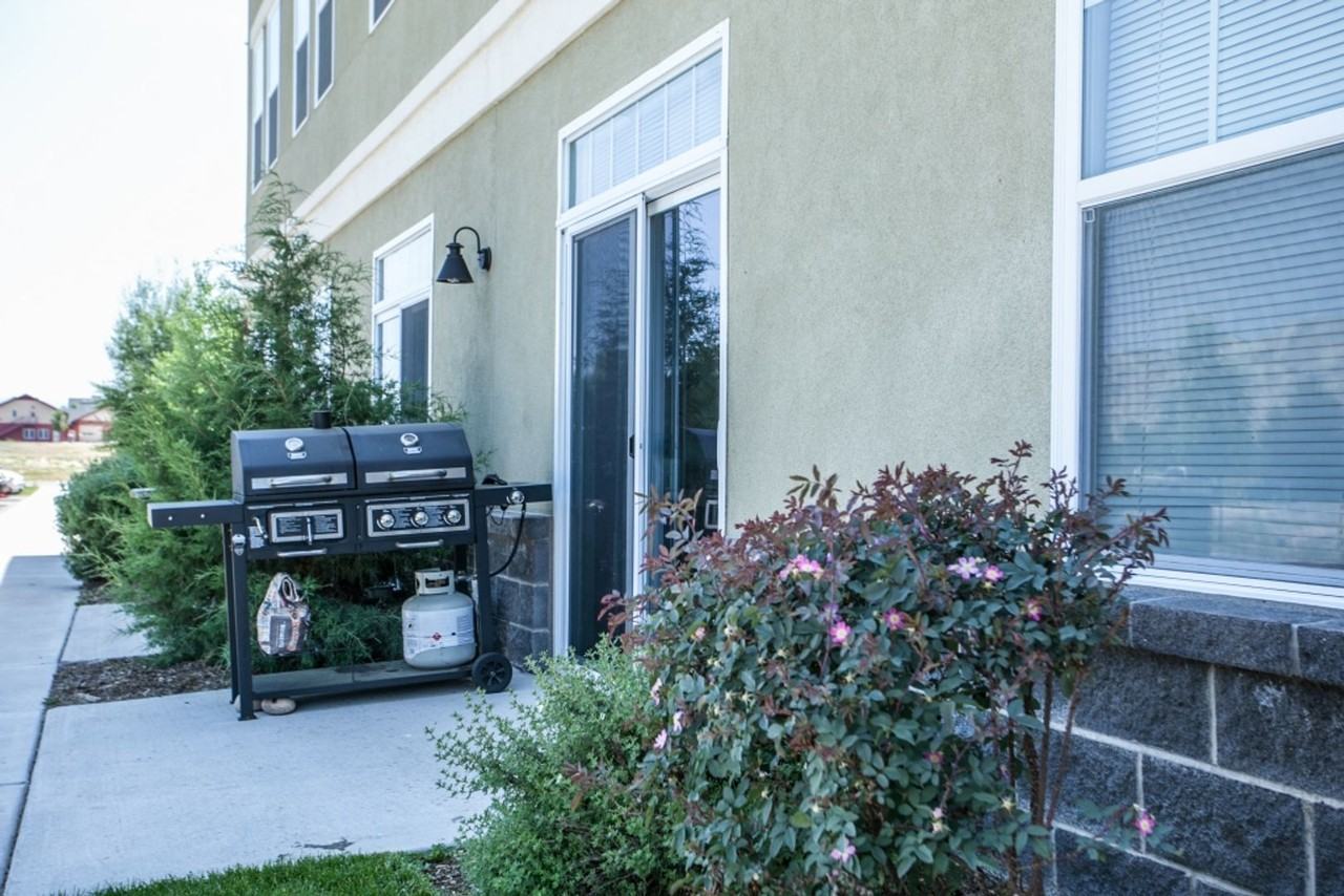 Sylvan Flats Apartments - Photo 2 of 50