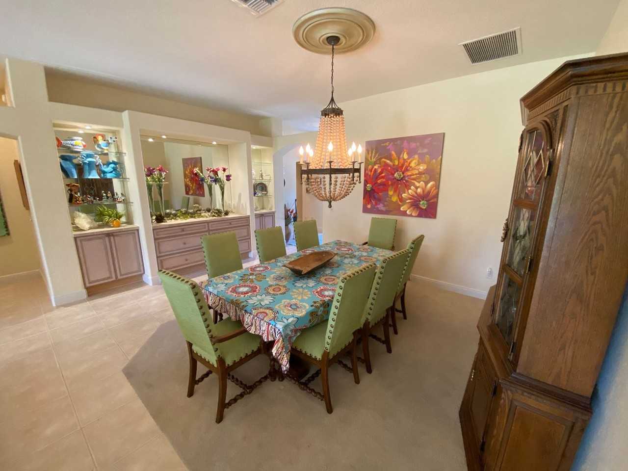 733 Winifred Way - Photo 6 of 50