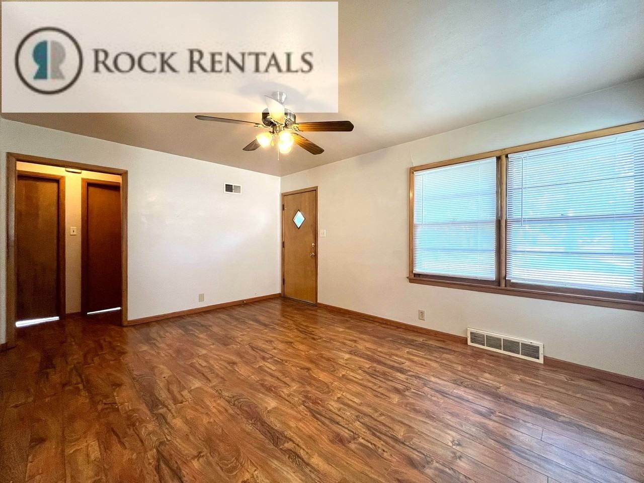 1606 E 5th Ave - Photo 2 of 10