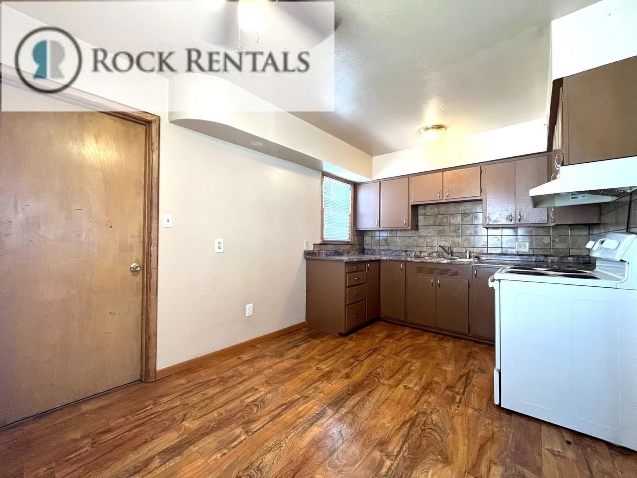 1606 E 5th Ave - Photo 6 of 10