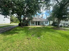4 Westbrook Cir Apt A #Apt A - Photo 1 of 1