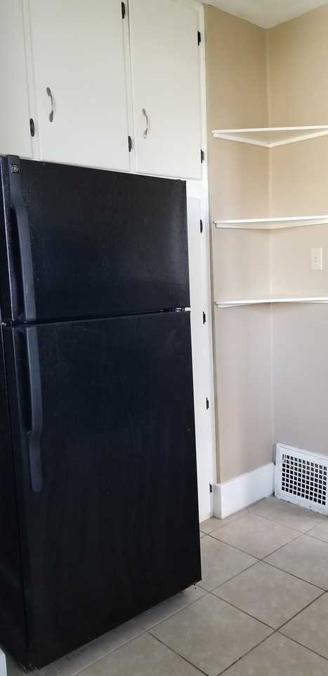 1722 Sinclair St - Photo 6 of 12