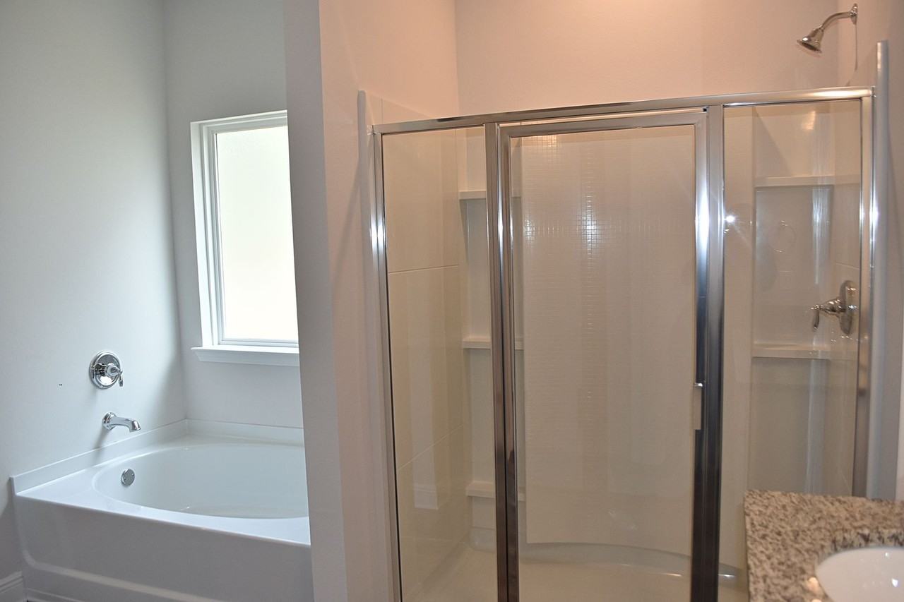 131 Southern Pines Rd - Photo 3 of 16