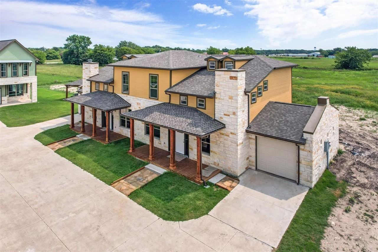 105 Perch Dr - Photo 3 of 34