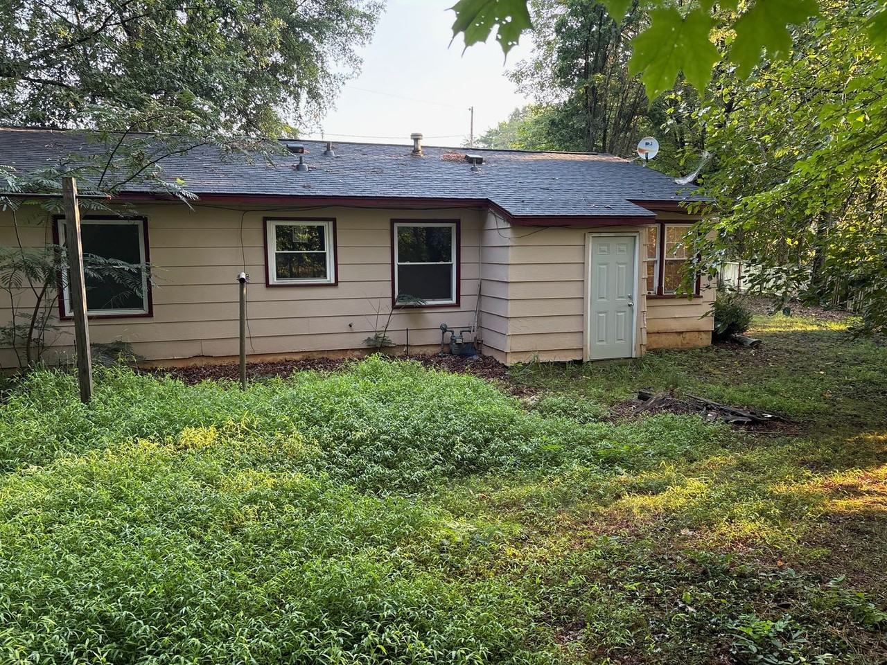 304 Merrywood Dr - Photo 3 of 17