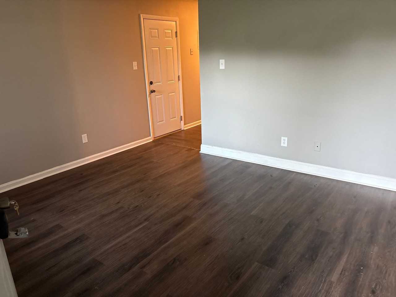 304 Merrywood Dr - Photo 5 of 17