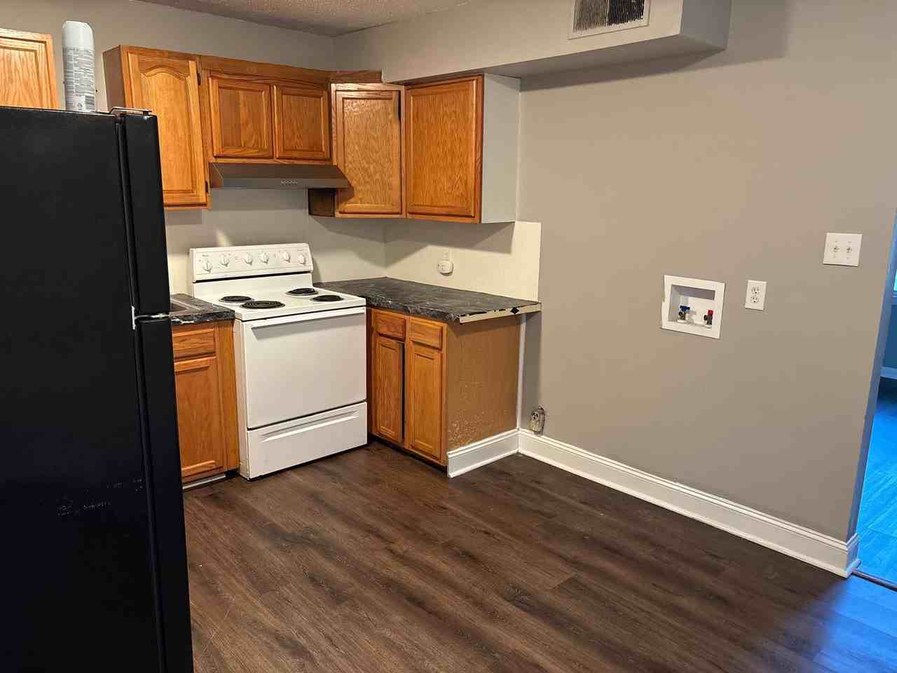 304 Merrywood Dr - Photo 7 of 17