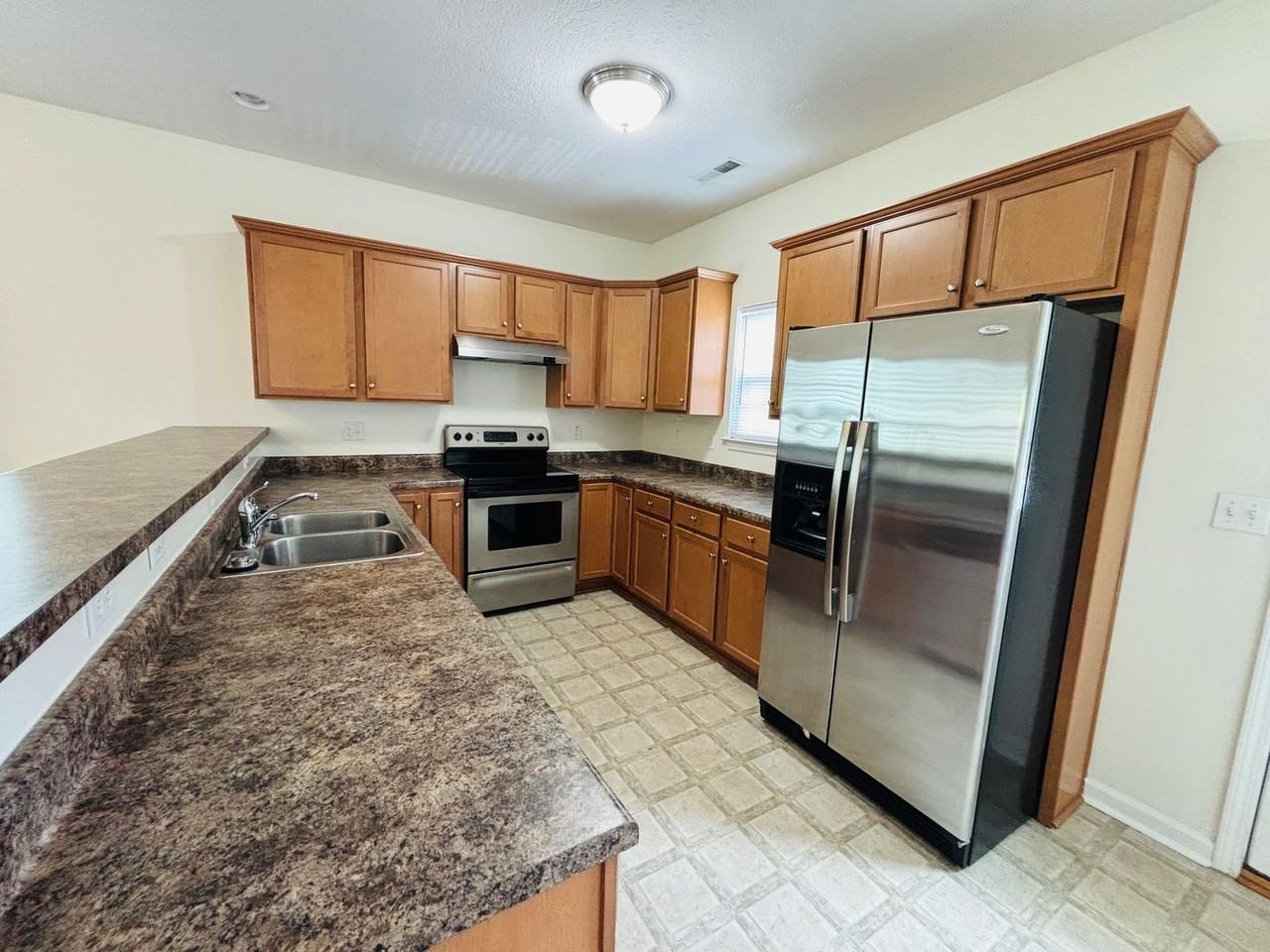 1719 Aden Ln - Photo 6 of 15