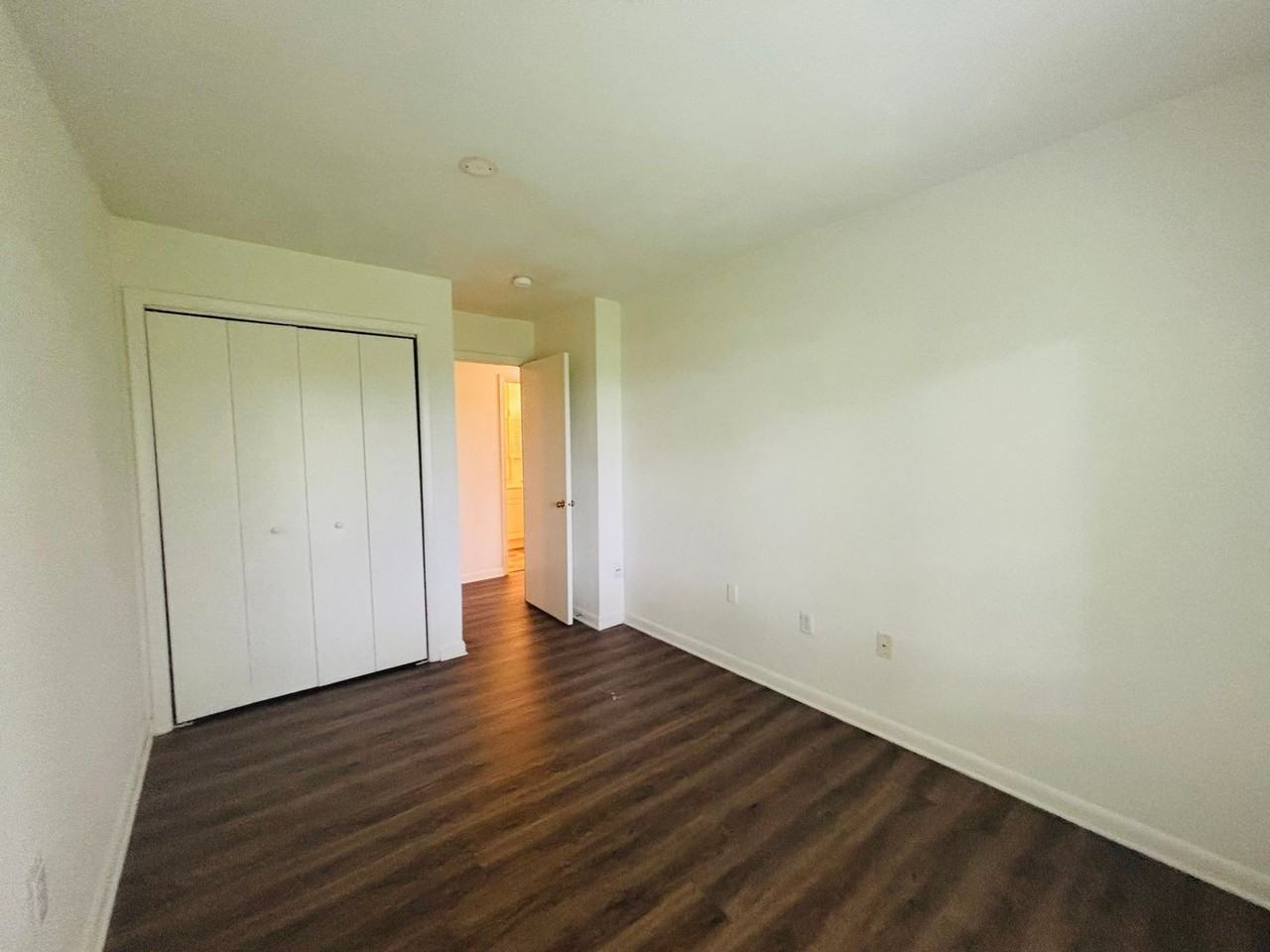 1210 University Terrace - Photo 7 of 14