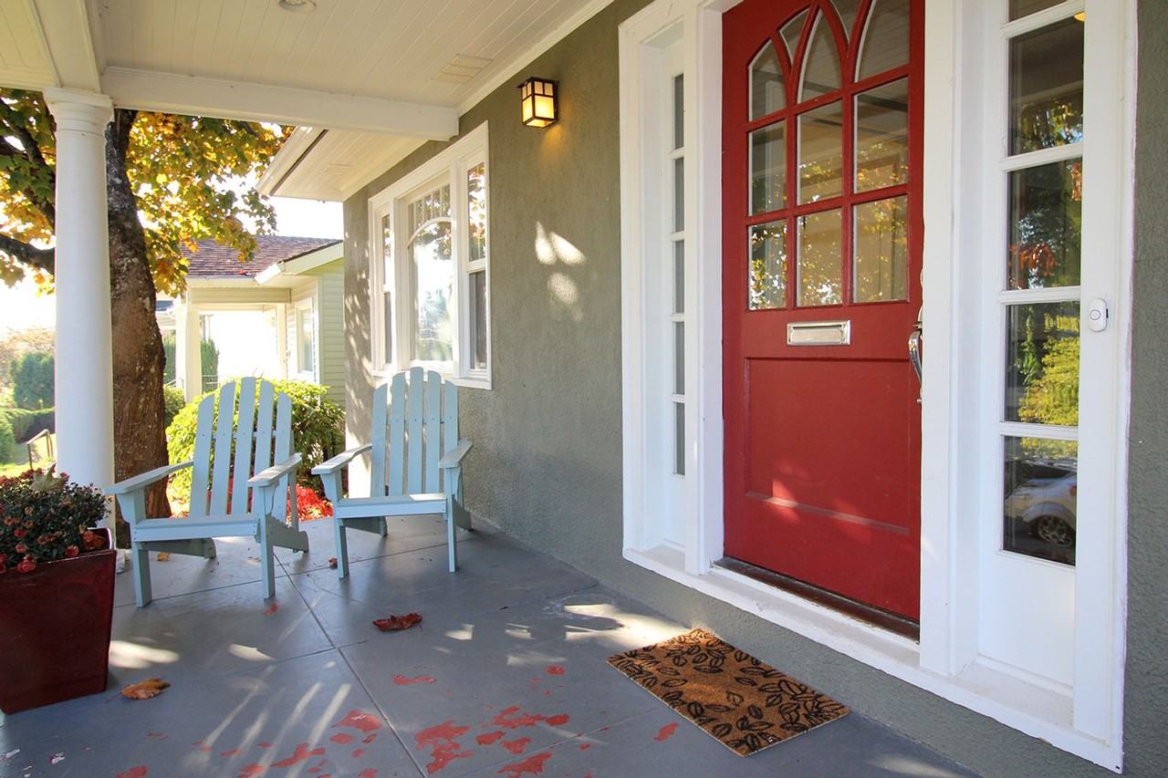 4405 Sw Condor Ave - Photo 3 of 27