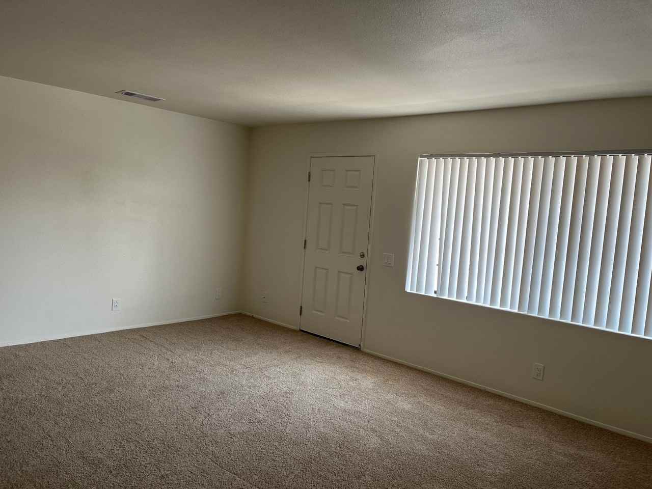 Valeta 4461 - Photo 4 of 9