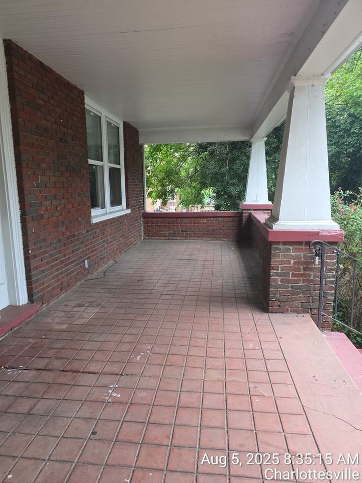 608 Rugby Rd - Photo 2 of 8