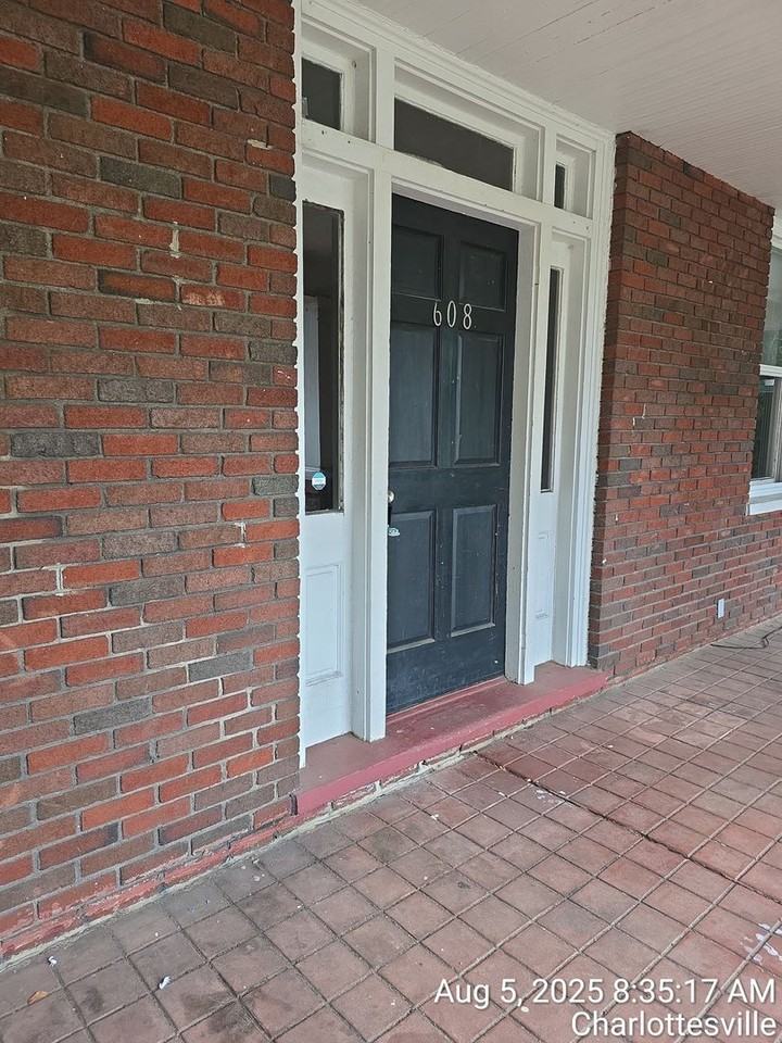 608 Rugby Rd - Photo 3 of 8