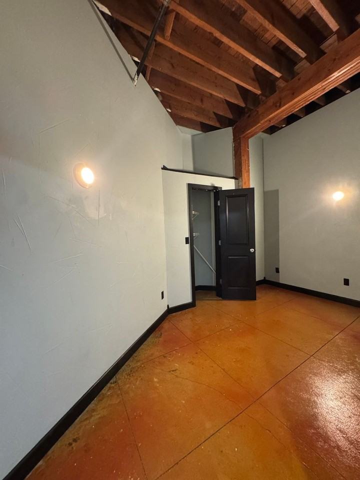 331 East Water Street #302 - Photo 3 of 10