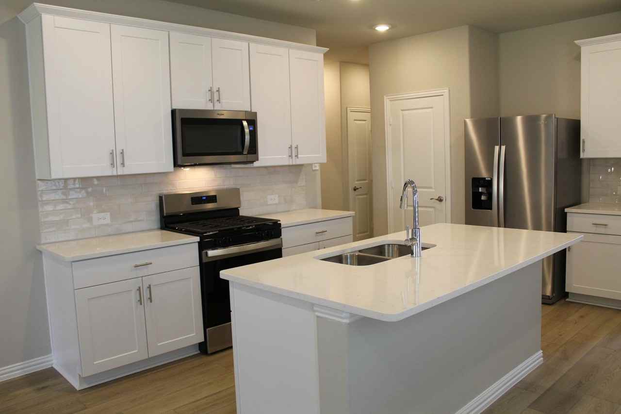 416 Willet Drive - Photo 3 of 18