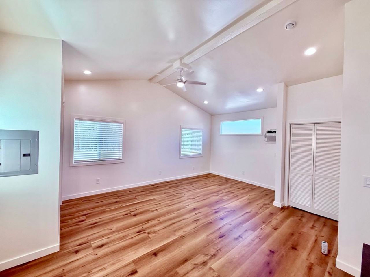 2390 1/2 Ivy Rd - Photo 3 of 27