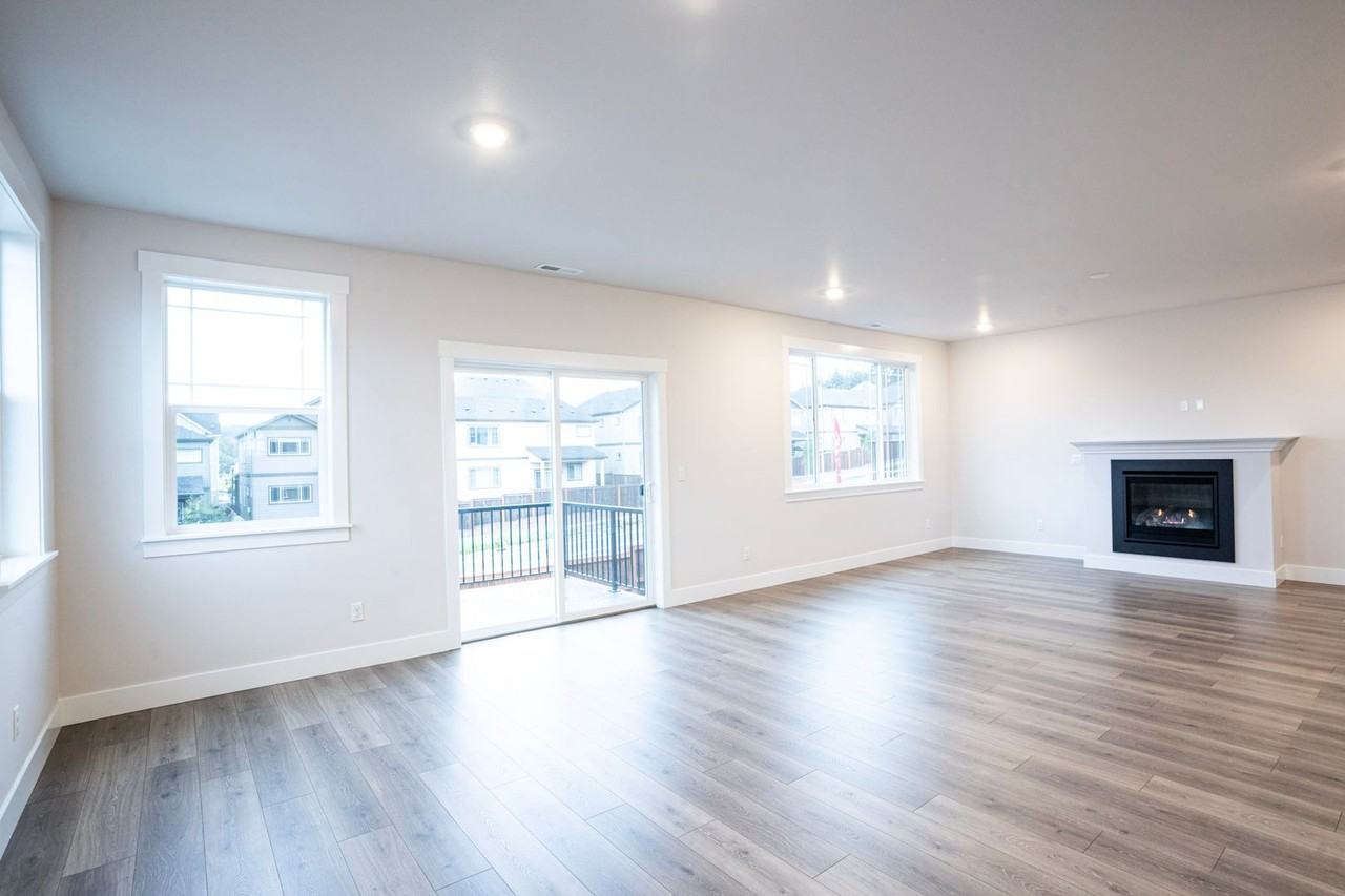 16959 Sw Leaf Ln - Photo 4 of 48