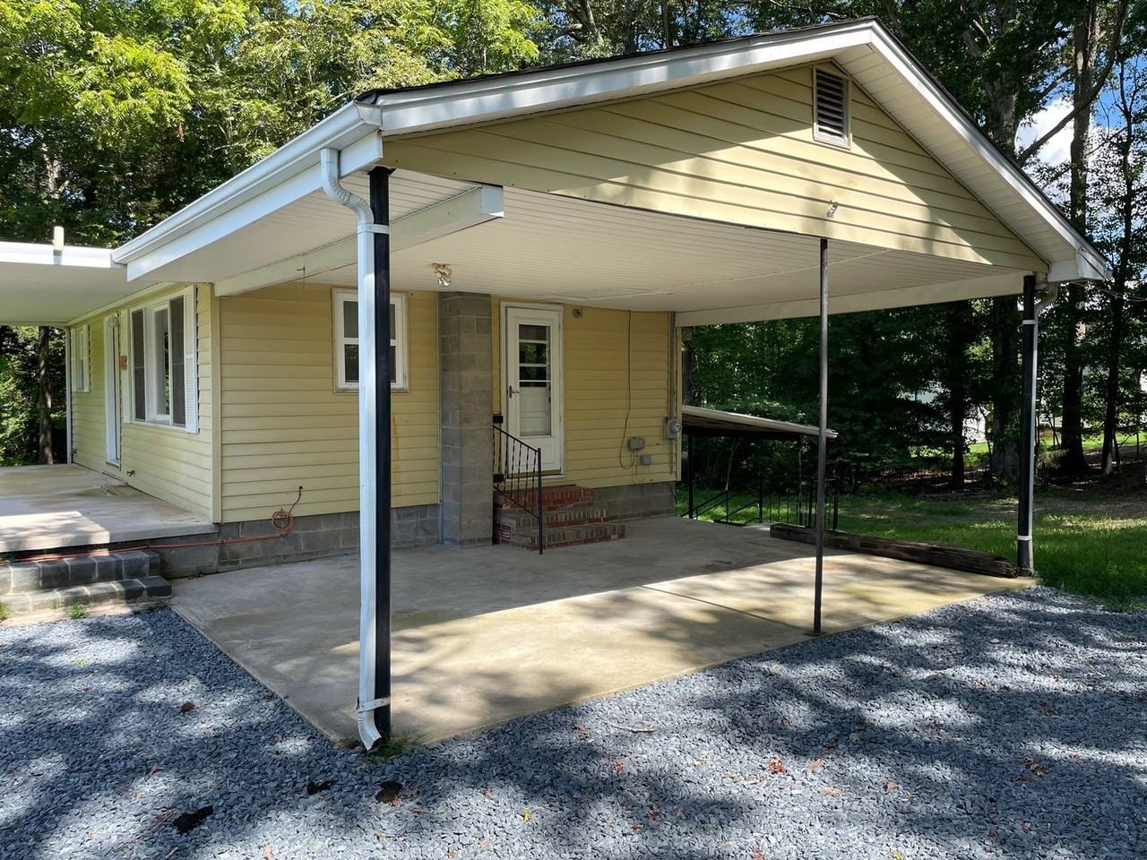 226 New Salem Rd - Photo 2 of 15