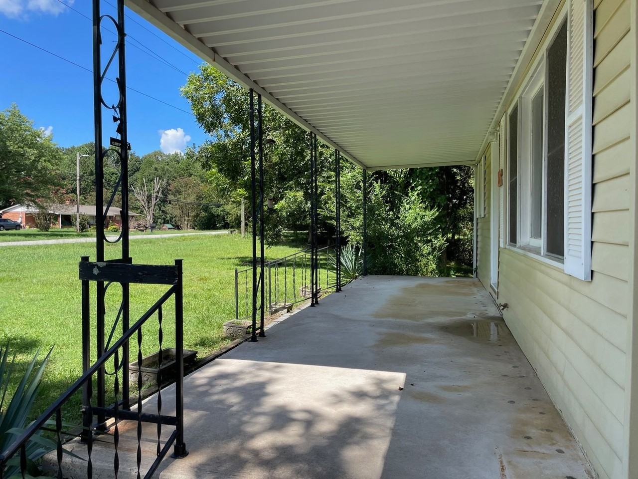 226 New Salem Rd - Photo 3 of 15