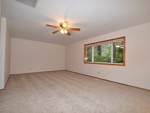 16056 Reese Rd - Photo 2 of 15