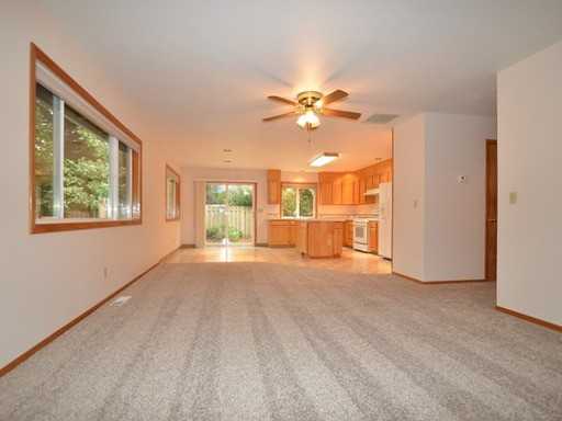 16056 Reese Rd - Photo 3 of 15