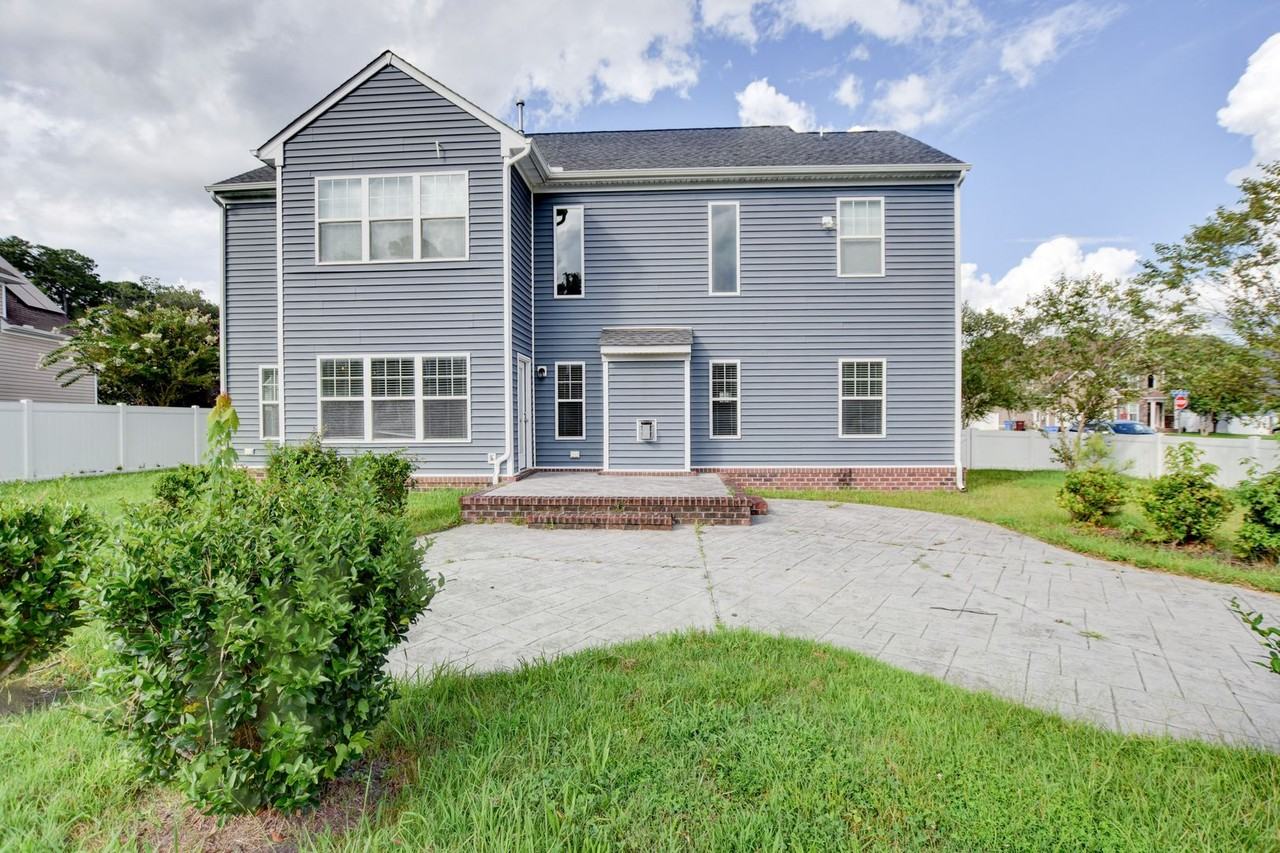 813 Evelyn Way - Photo 4 of 13
