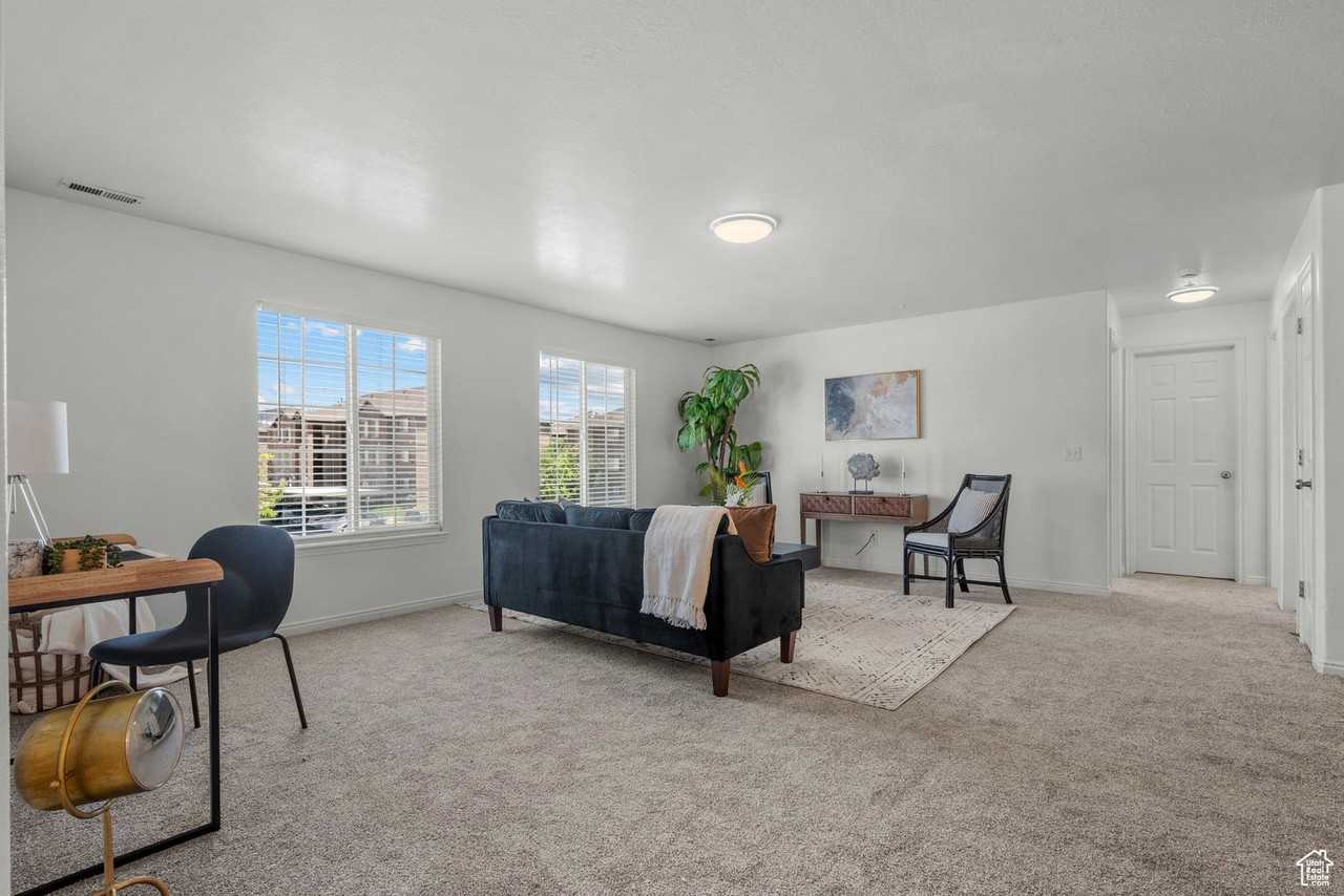 3531 E Rock Creek Rd #C7 - Photo 3 of 20