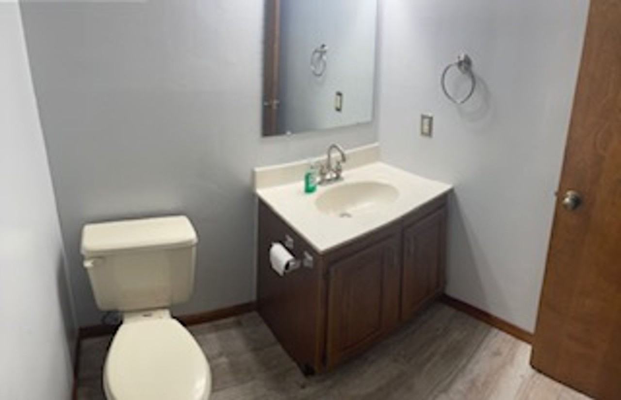 1992 Waterfront Dr N #C - Photo 2 of 50