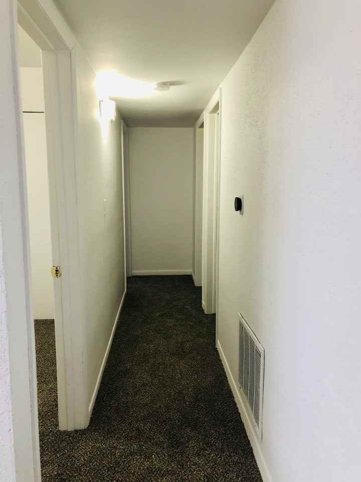 8309 Cameo Dr - Photo 2 of 13