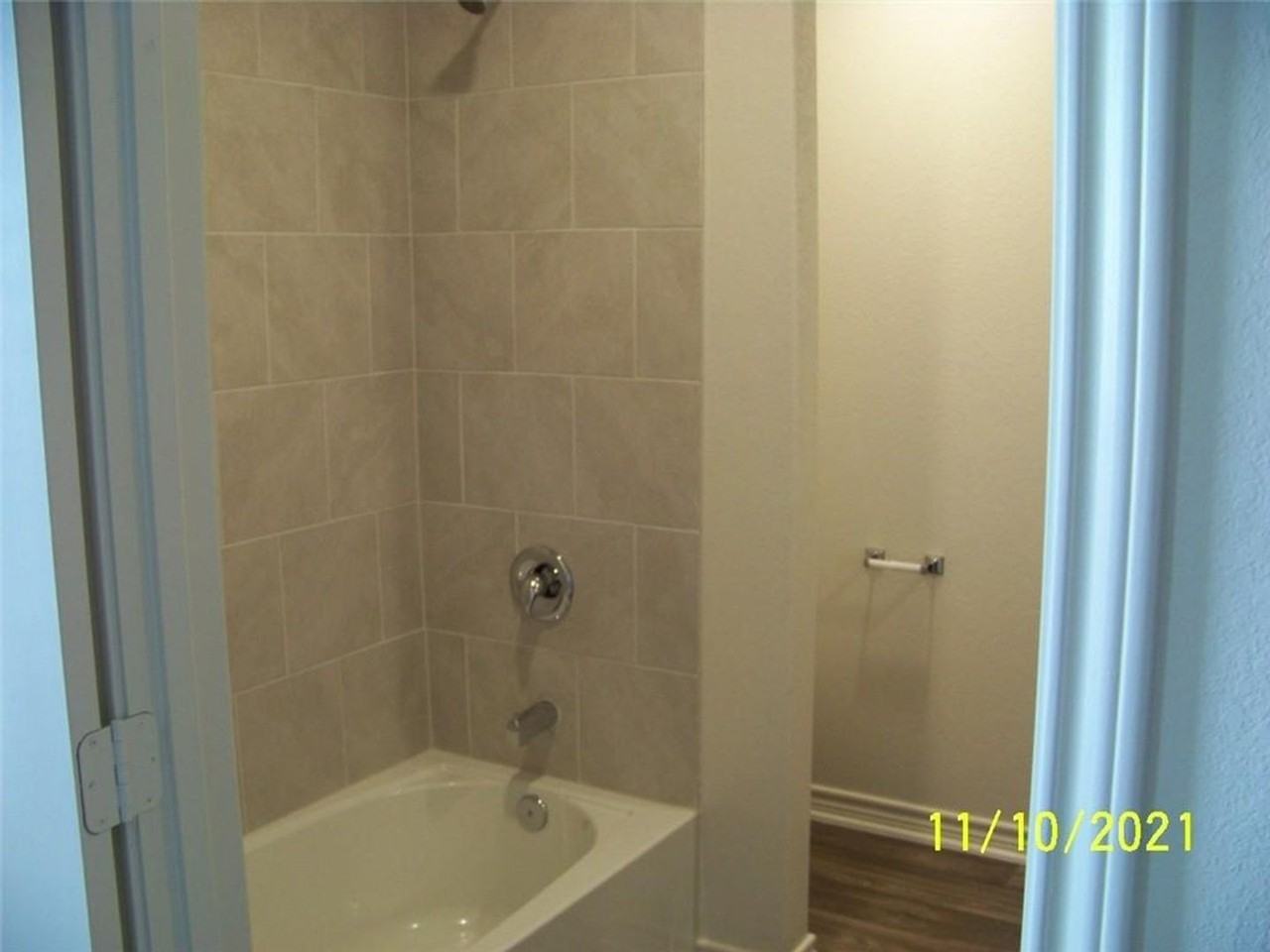 217 Sunnymeade Ln - Photo 7 of 10