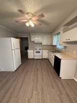 110 Oakwood Dr - Photo 1 of 1