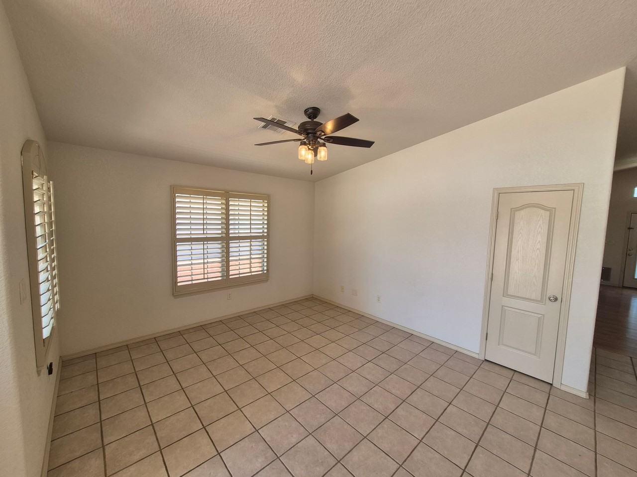 1136 San Cristo St - Photo 3 of 34