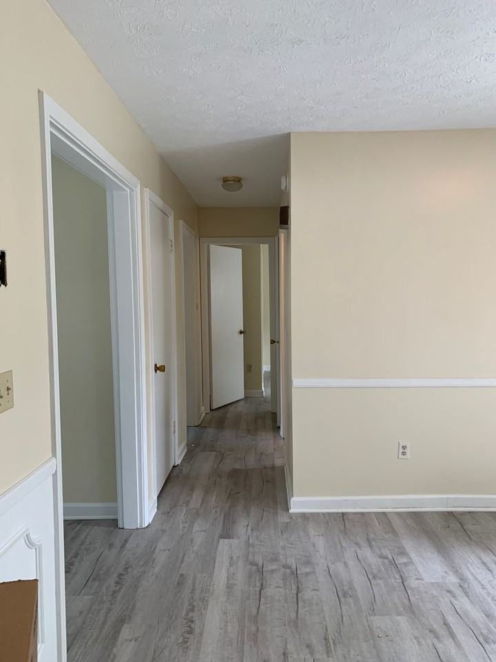 208 Woodbine Dr - Photo 7 of 21