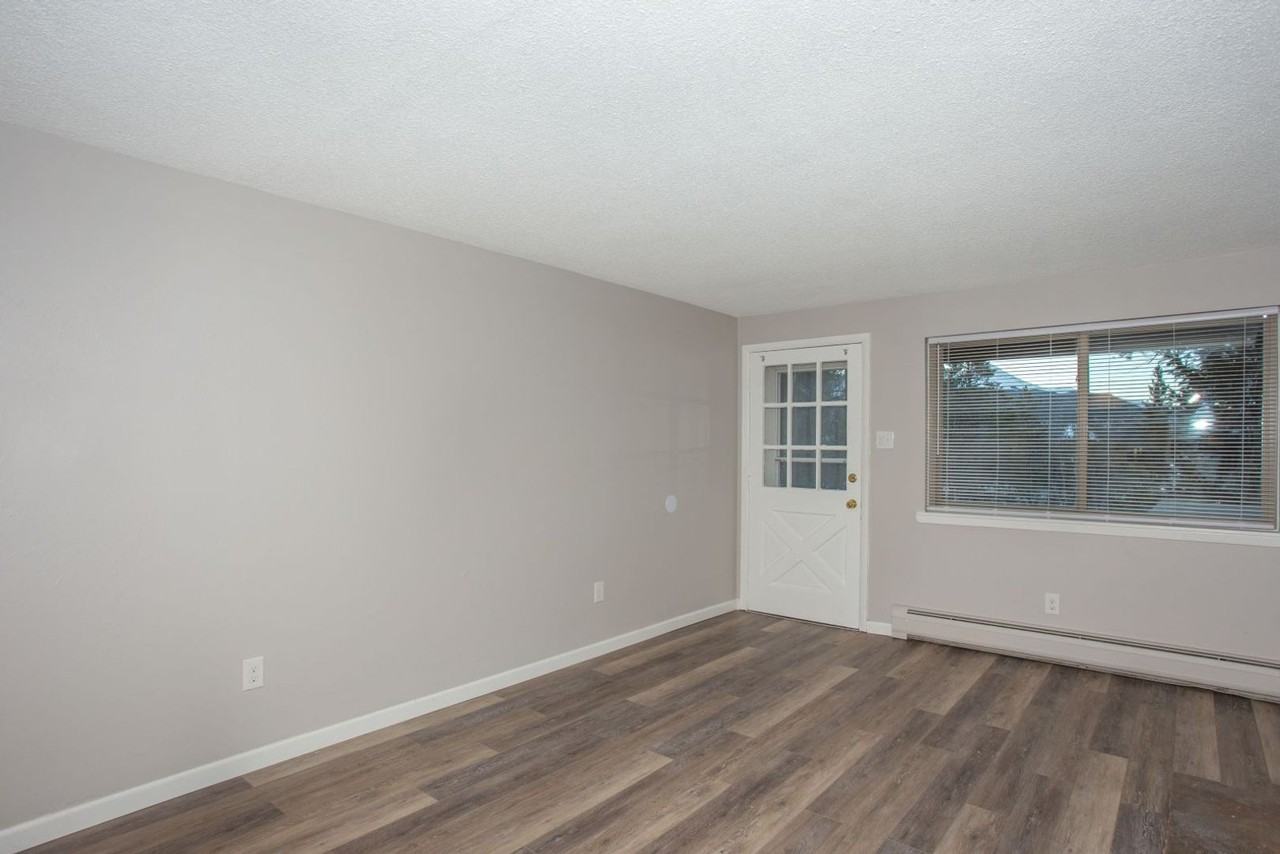 1A Tyrollean Terrace Bld C - Photo 7 of 17