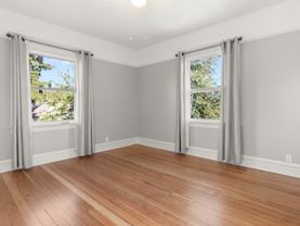 3617 N Haight Ave - Photo 1 of 1
