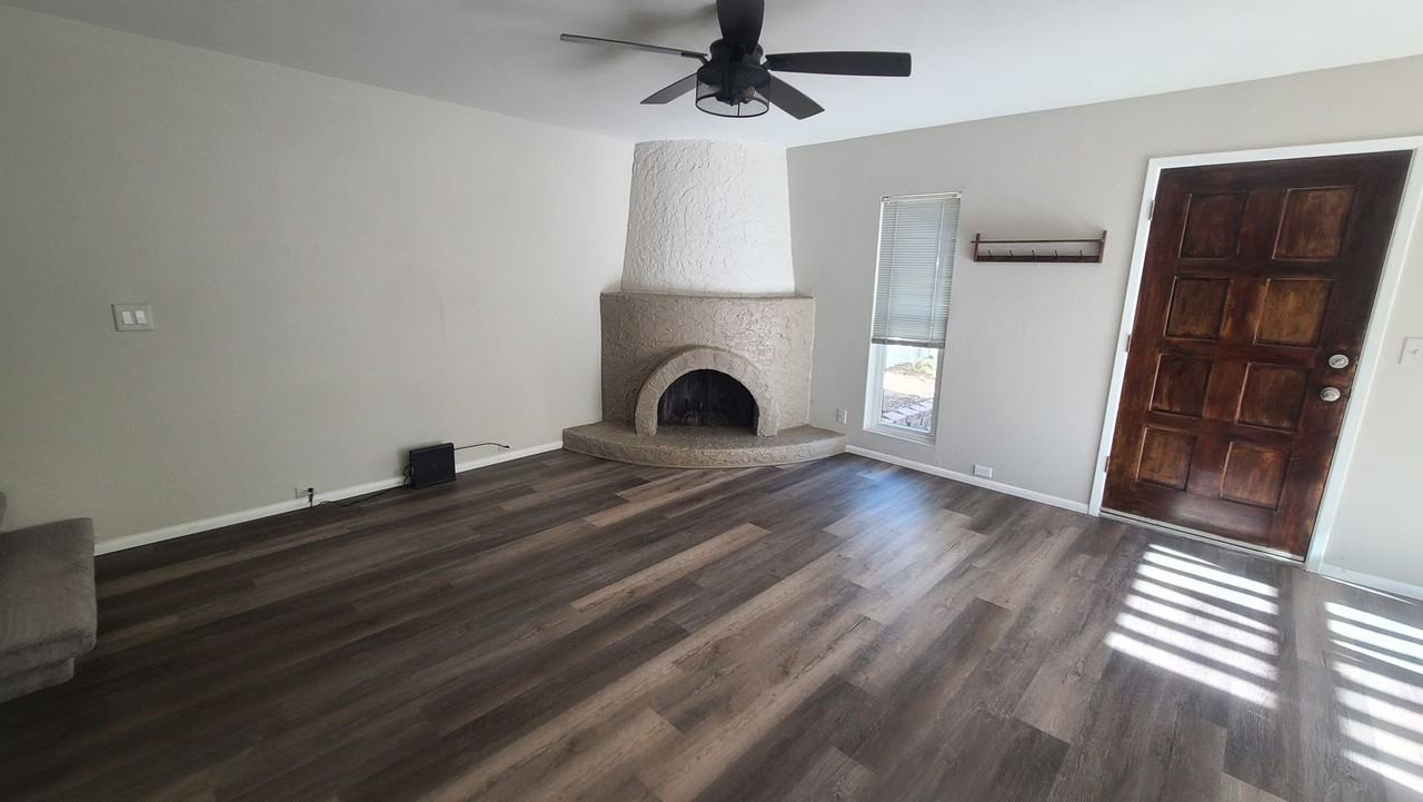 8645 S 51st St #1 - Photo 7 of 31