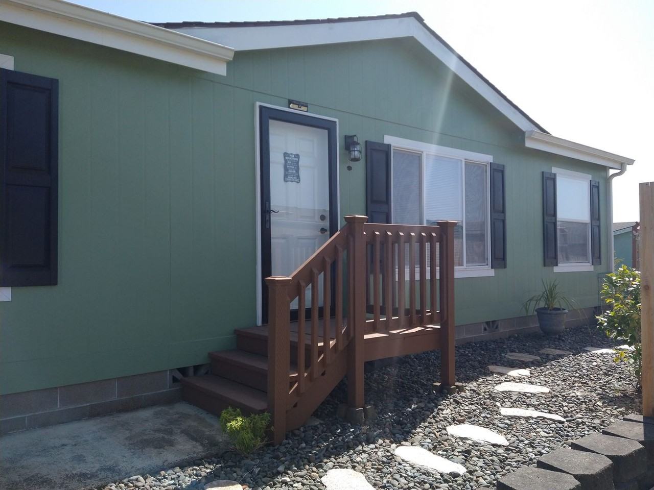 949 Blanco Ave - Photo 7 of 28