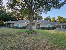 720 Billie Ruth Ln - Photo 1 of 1