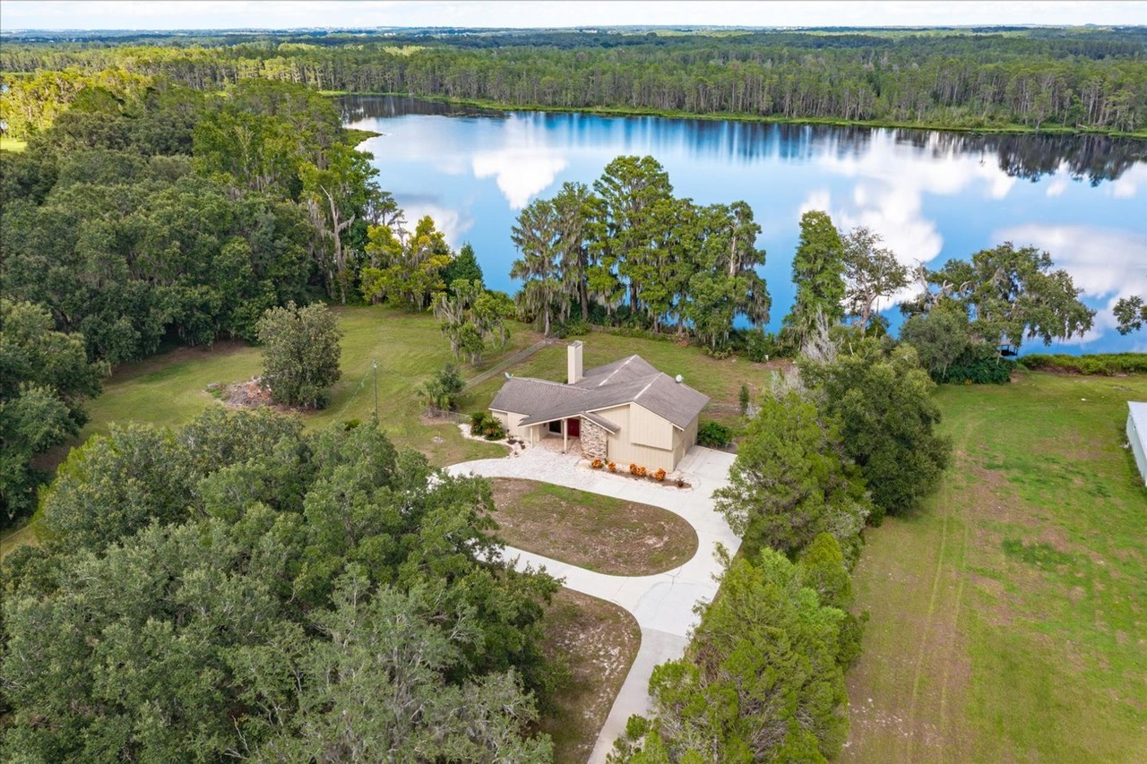 8728 State Road 33 - Photo 4 of 30