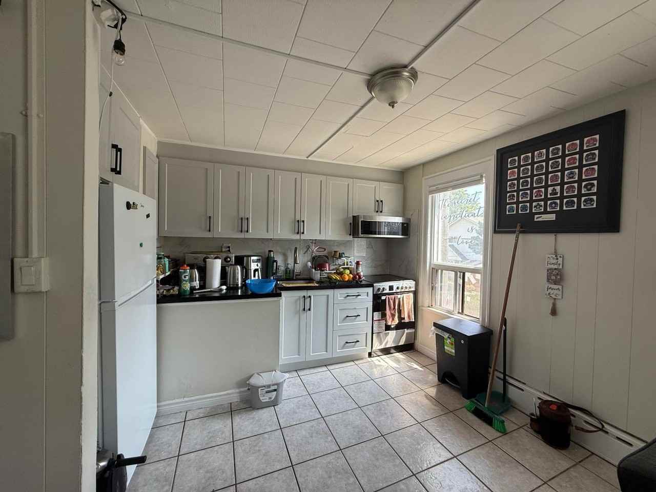 54 Mimico Avenue #B - Photo 3 of 6