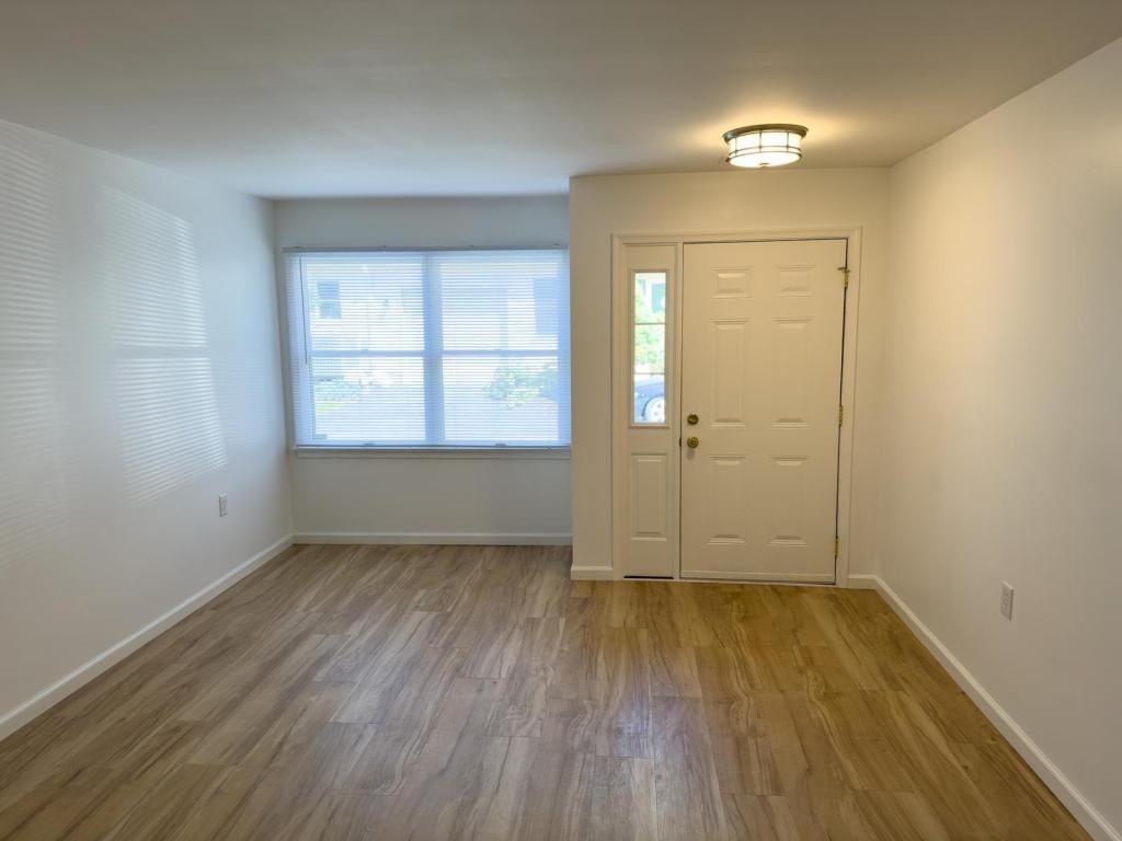 140 Lindfield Cir - Photo 4 of 19