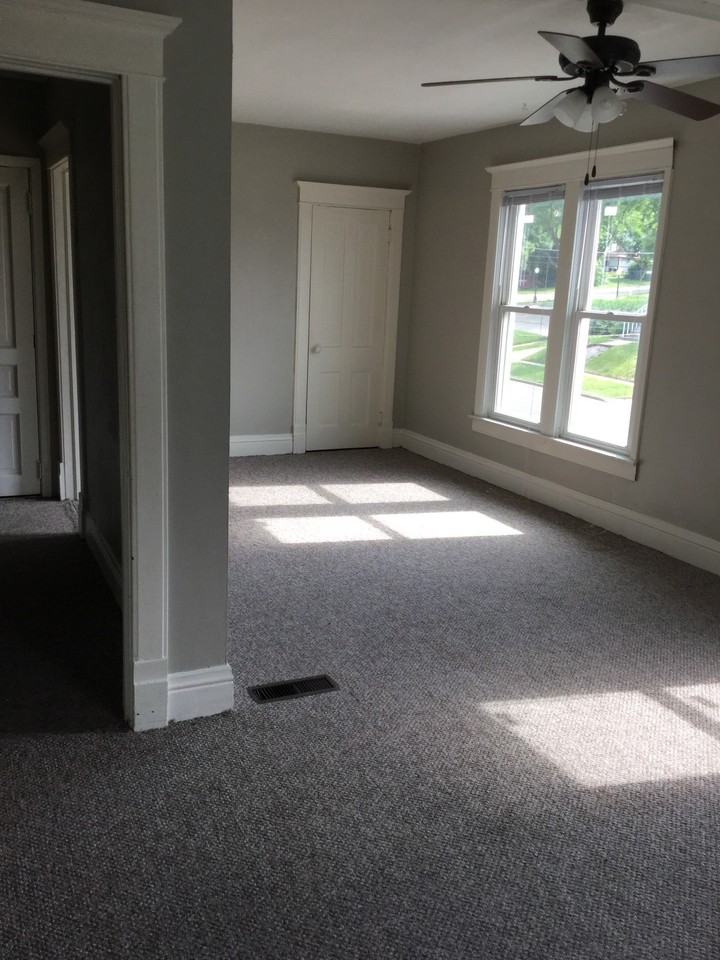 806 S Galena Ave #2 - Photo 2 of 6