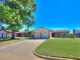 2604 N Brenda Ave - Photo 1 of 1