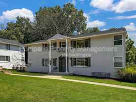 1131 Lyon St Ne #4 - Photo 1 of 1