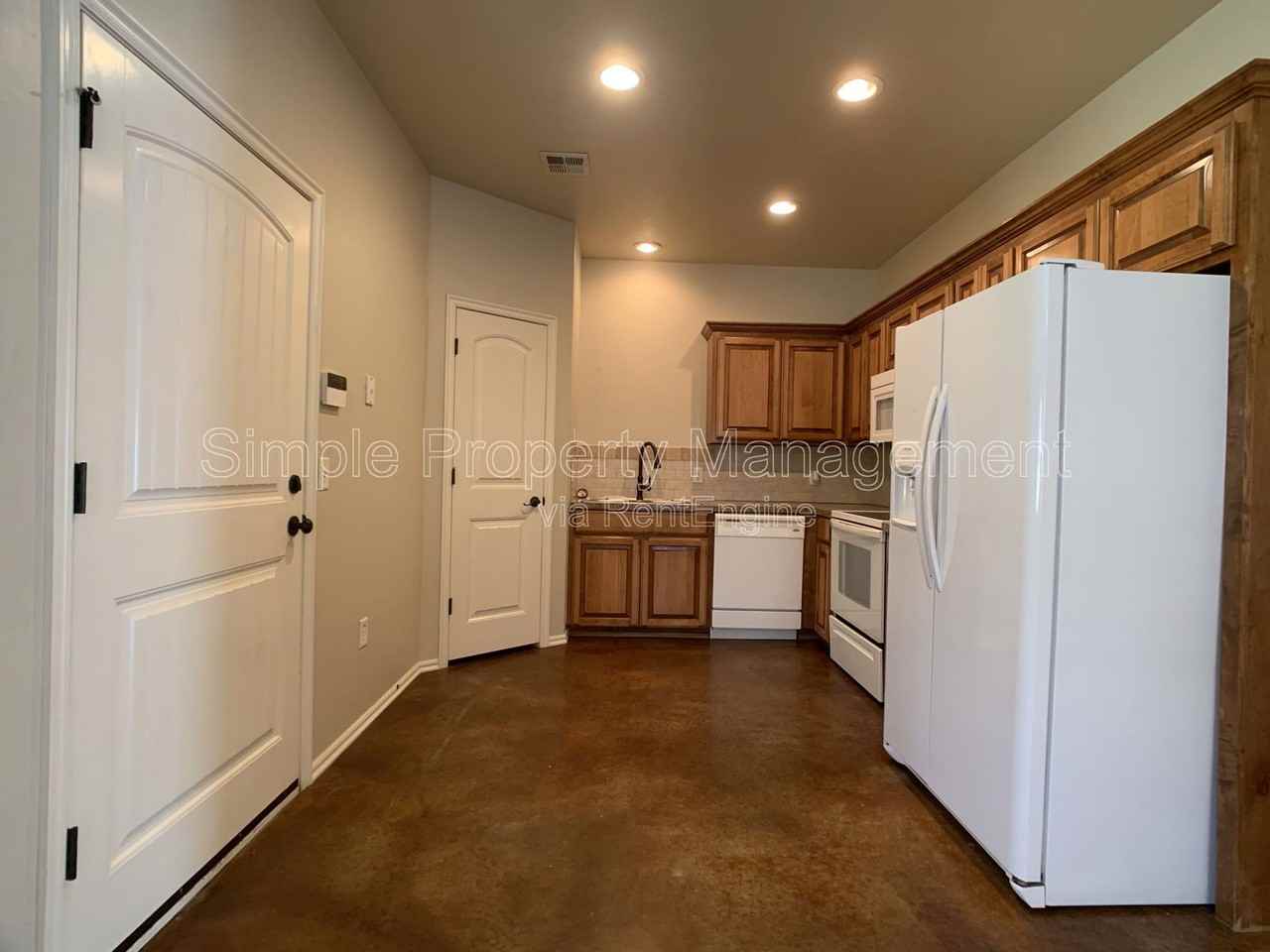 14628 1st St - Photo 5 of 9